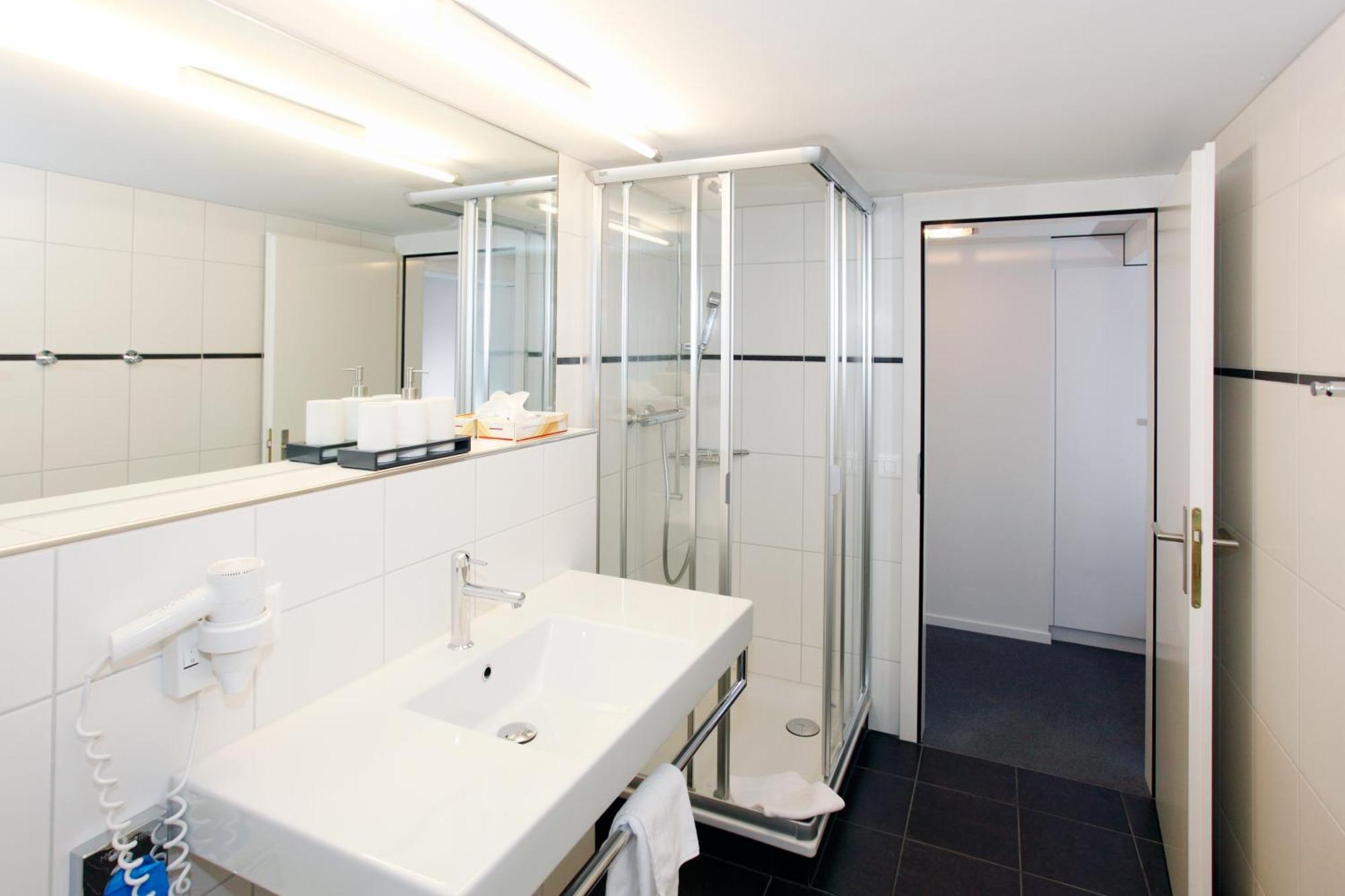 Hotel Krone Attinghausen Экстерьер фото